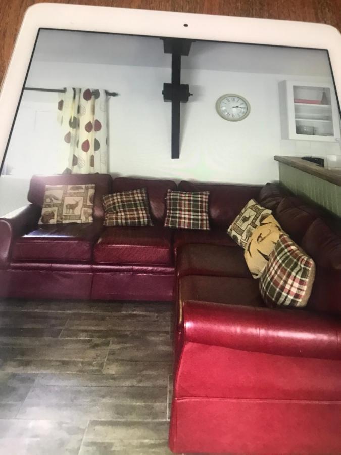 Woodland Cottage Faux-la-Montagne ภายนอก รูปภาพ