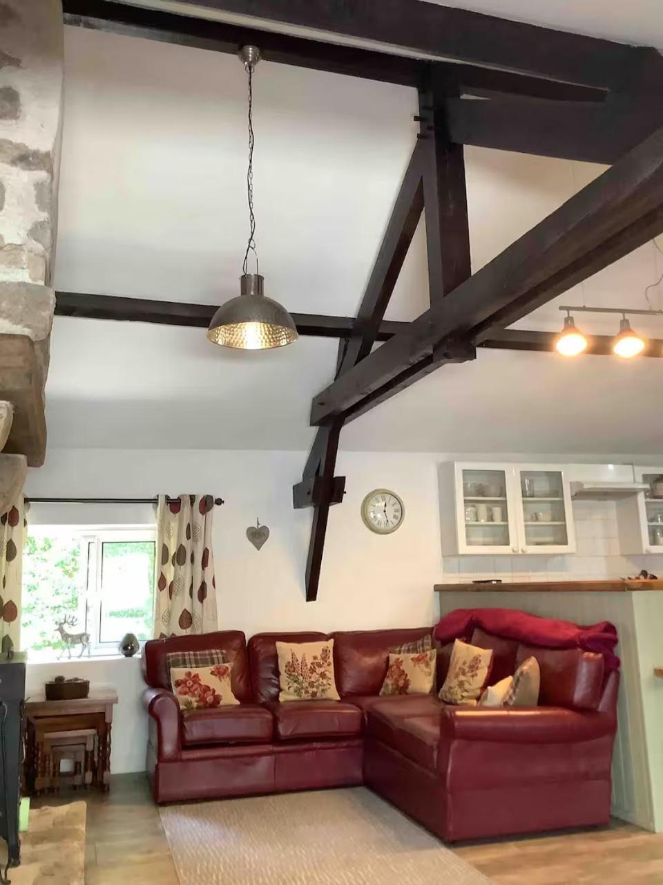 Woodland Cottage Faux-la-Montagne ภายนอก รูปภาพ
