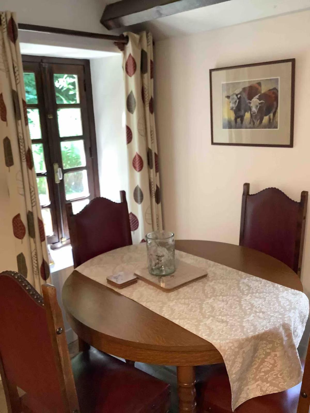 Woodland Cottage Faux-la-Montagne ภายนอก รูปภาพ