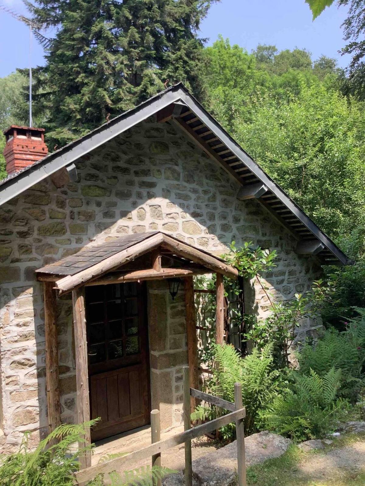 Woodland Cottage Faux-la-Montagne ภายนอก รูปภาพ